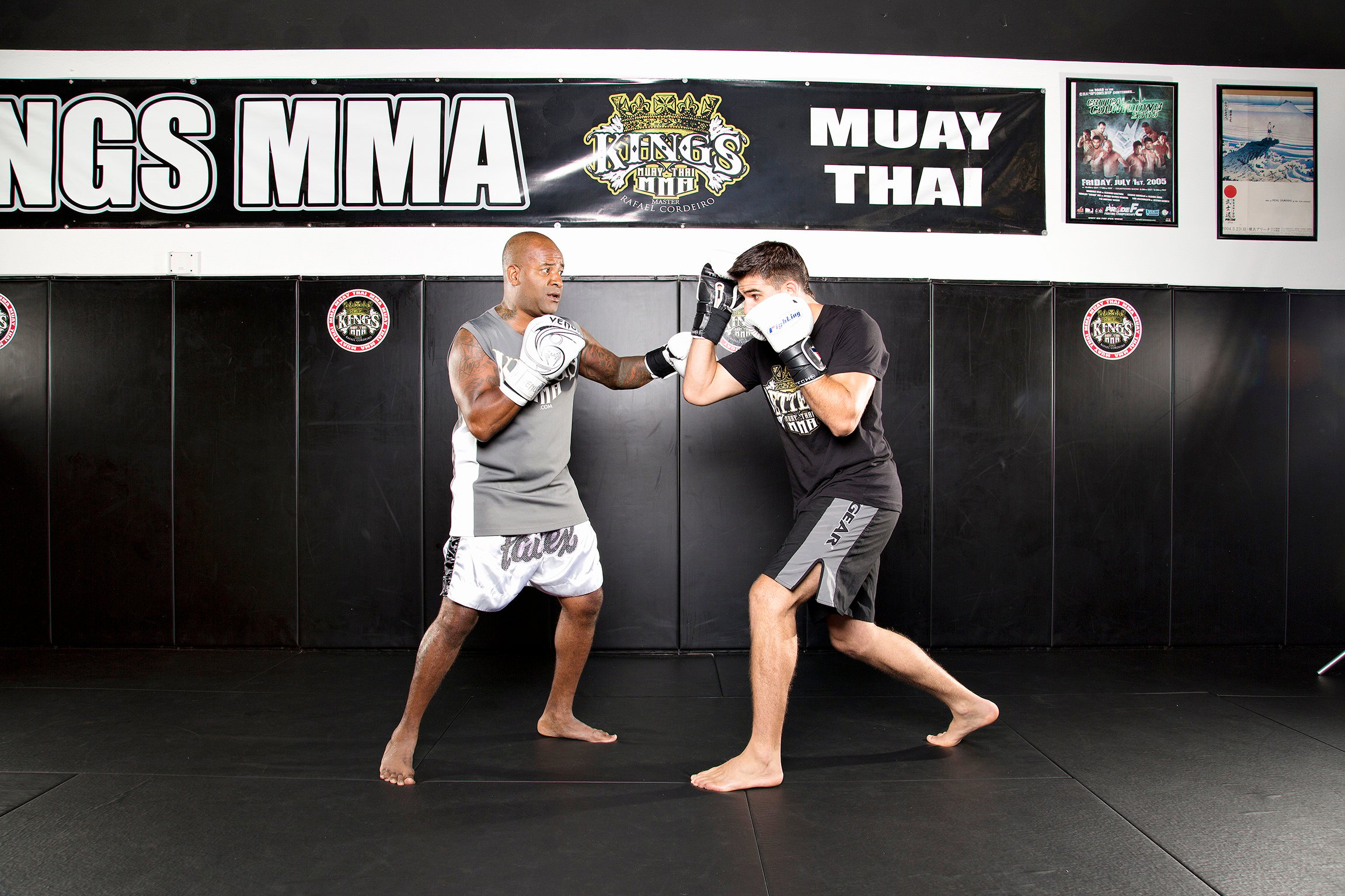 Fighters Only : Manual: Left hook, left knee counter